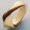 Anello Ormé Edition placcato oro con pelle color cammello
