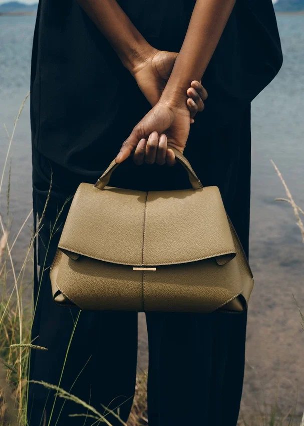 Mokki Edition, texture "Smoky Olive"