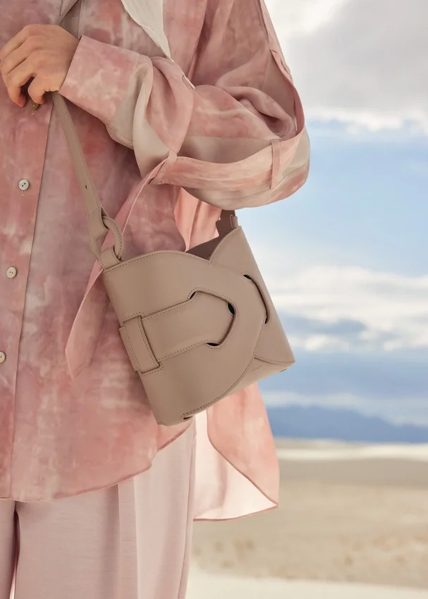 Nodde Edition, color taupe liscio