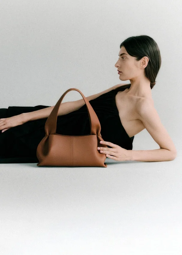 Numéro Neuf East West Edition Textured Camel