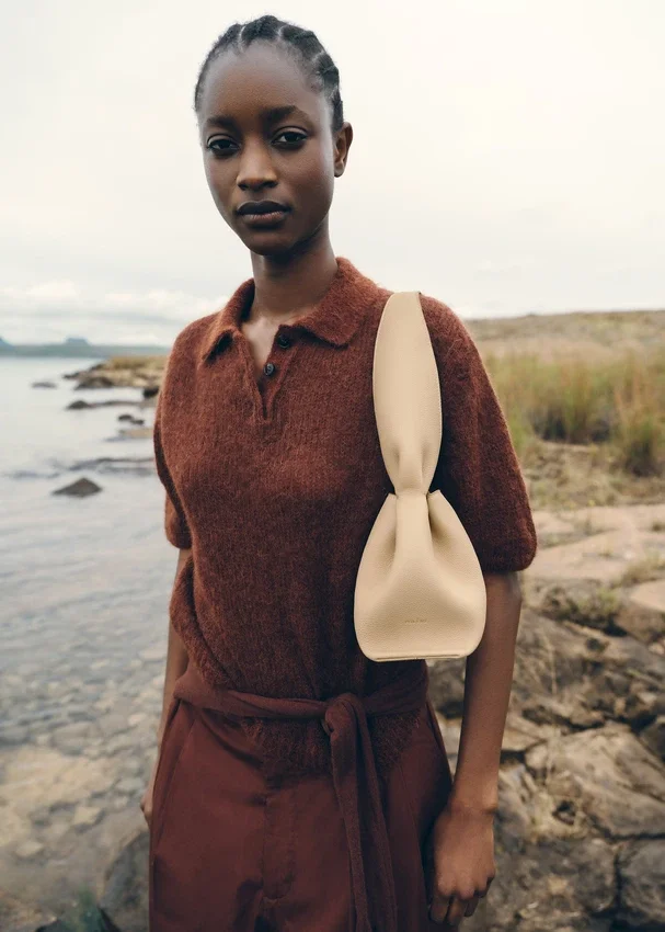 Numéro Neuf Edizione East West Textured Sand