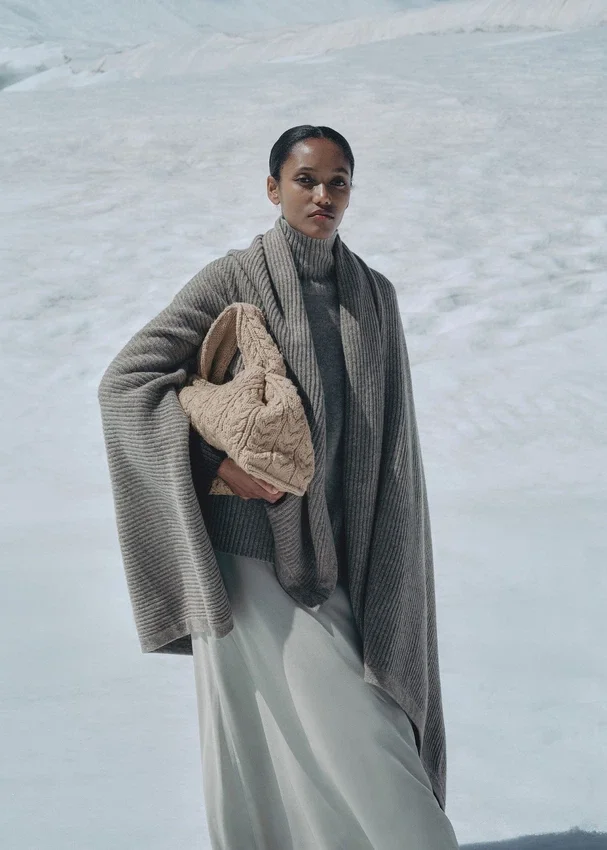 Numéro Neuf Edizione Large Merino Ecru