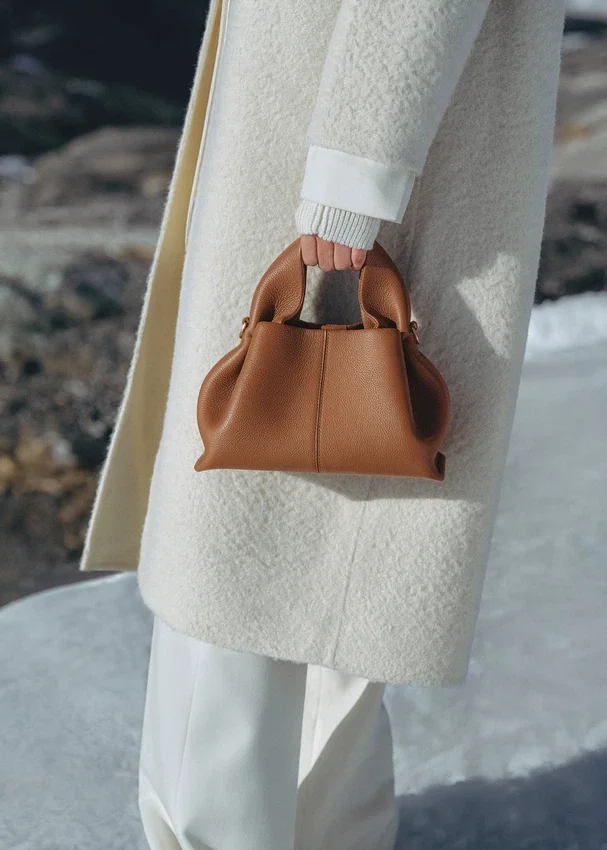 Numéro Neuf Mini Edition Textured Camel