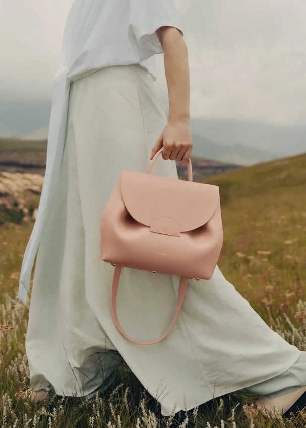 Numéro Un Edizione rosa testurizzata