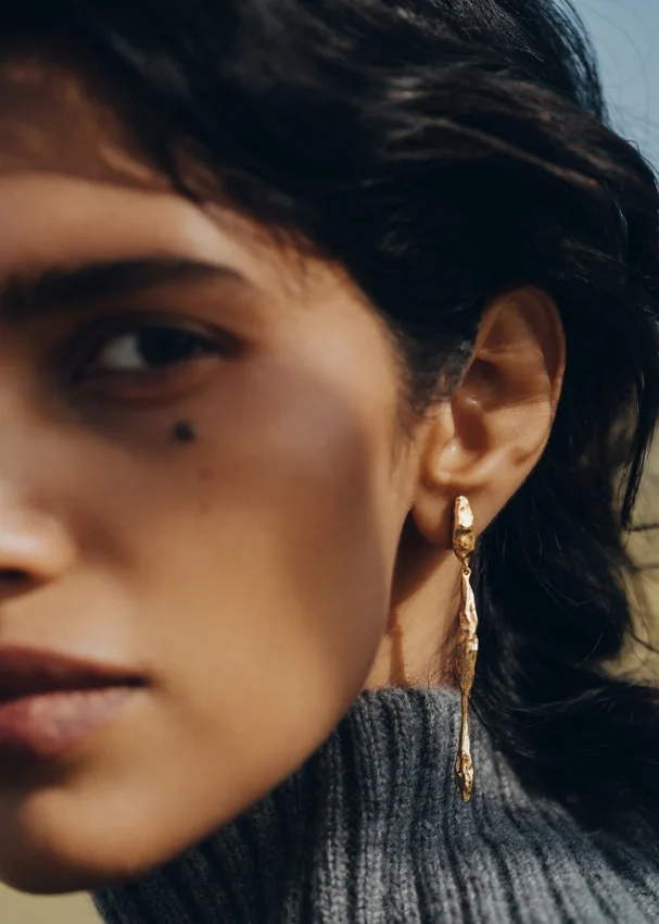 Orecchini pendenti Eroz, edizione placcata in oro